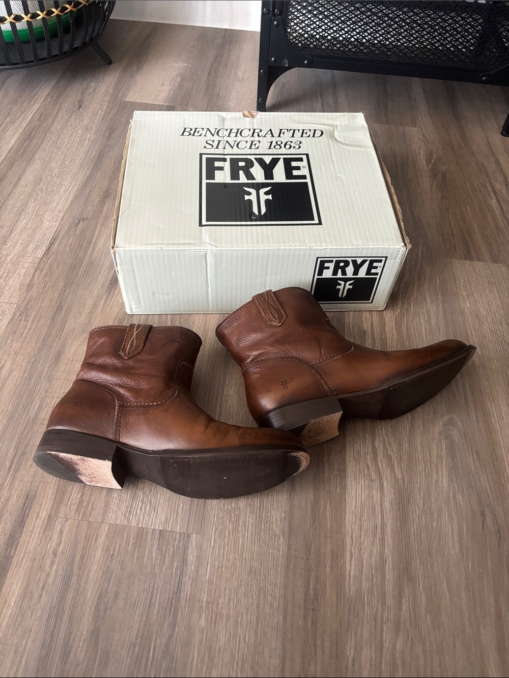 Women’s FRYE Brown Leather Ankle Boots - Classic Pull-On Chelsea Style